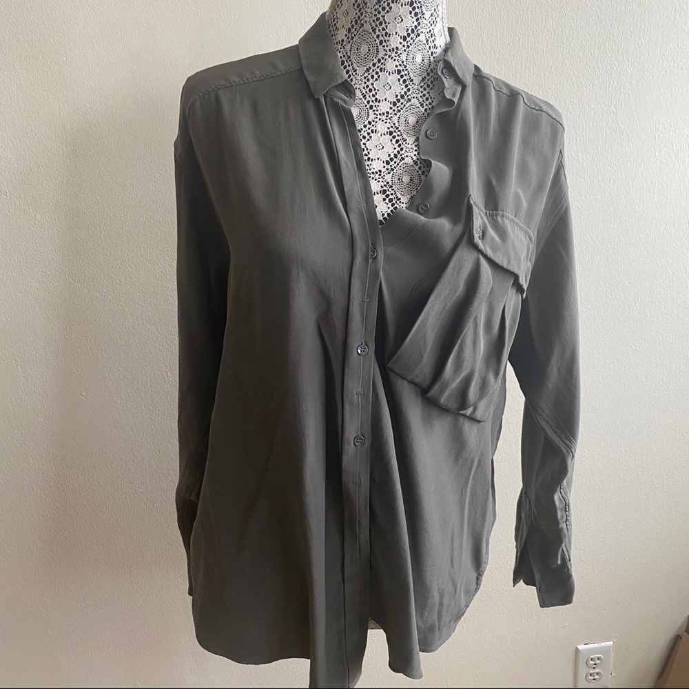 Aritzia Wilfred 100% Silk Long Sleeve Blouse